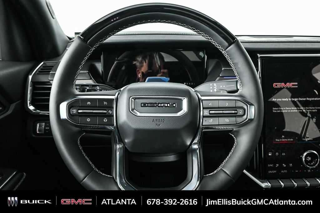 2026 GMC Acadia Denali - Photo 10