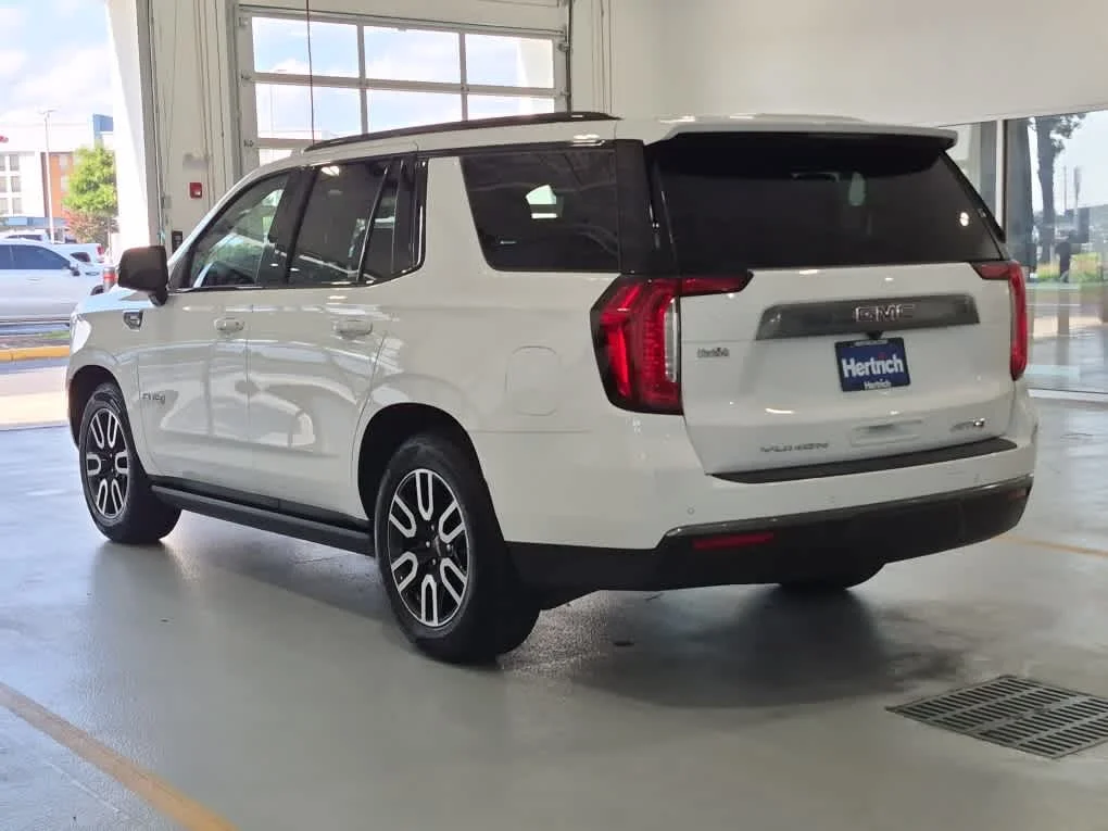 Used 2024 Summit White GMC AT4 image 5
