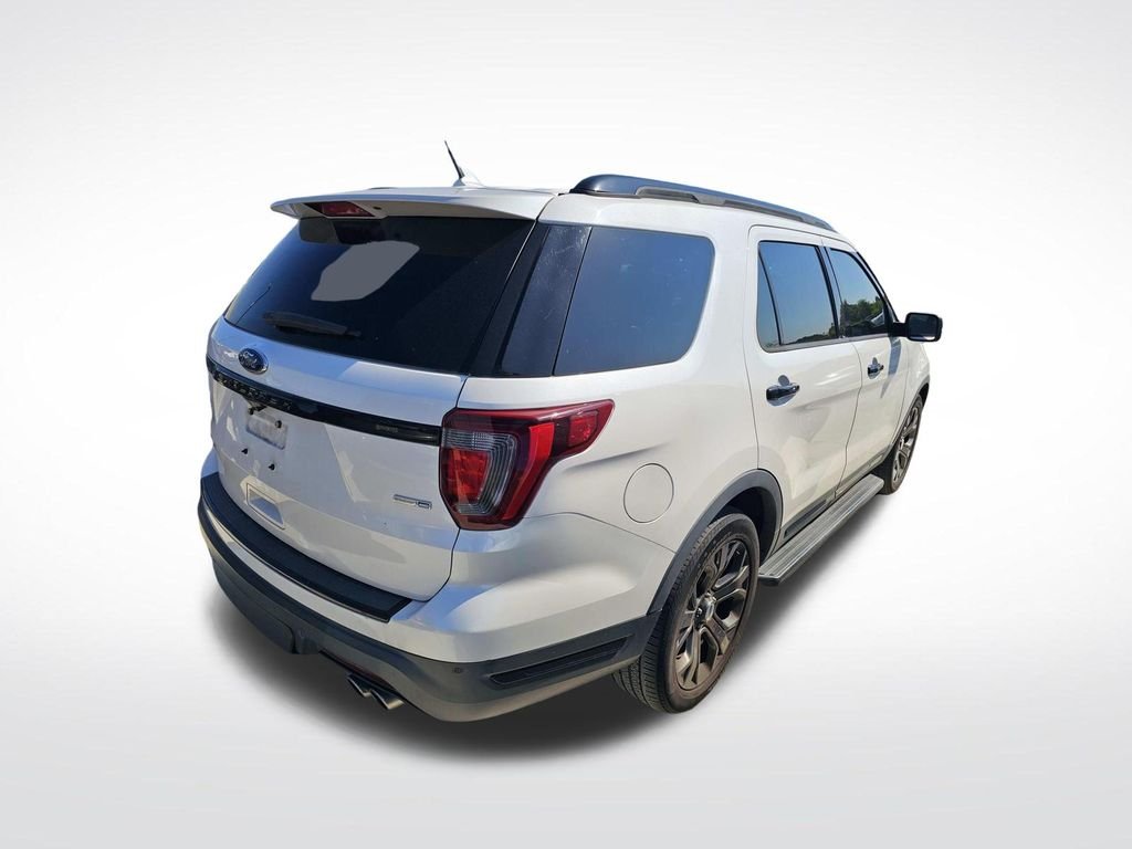 Used 2018 White Ford Sport image 13