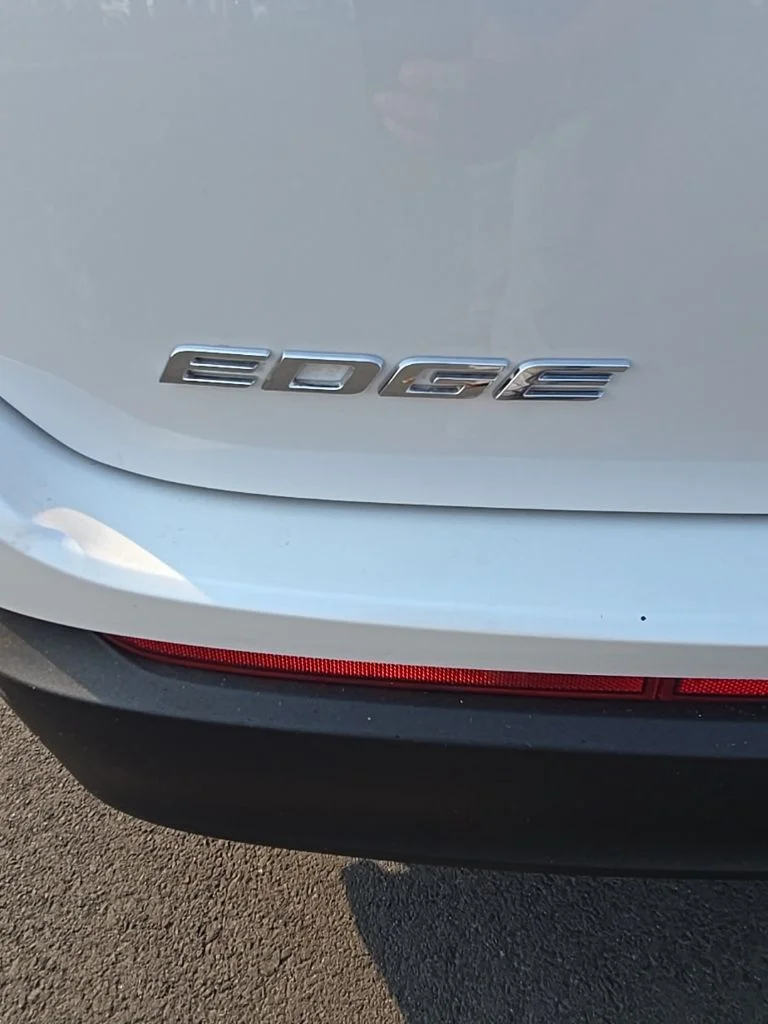 Used 2015 White Ford Titanium image 12