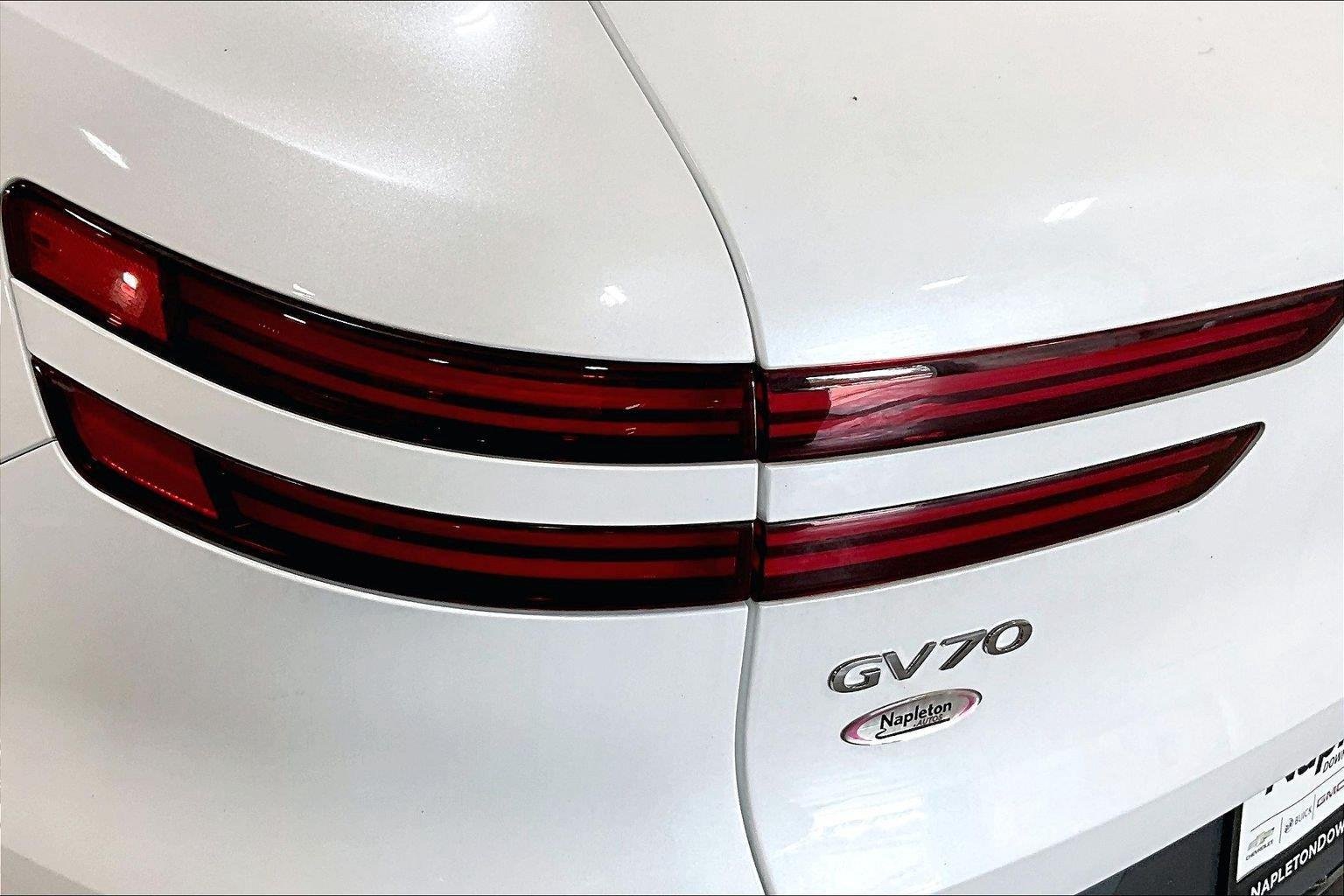 New 2026 Uyuni White Genesis 2.5T image 30