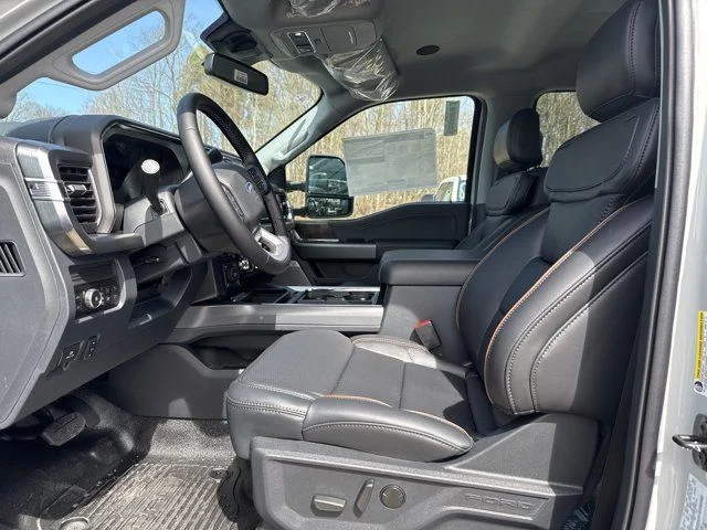 2025 Ford F-350 Super Duty Lariat - Photo 18