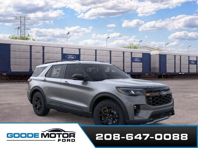 New 2026 Carbonized Gray Metallic Ford Tremor® image 7