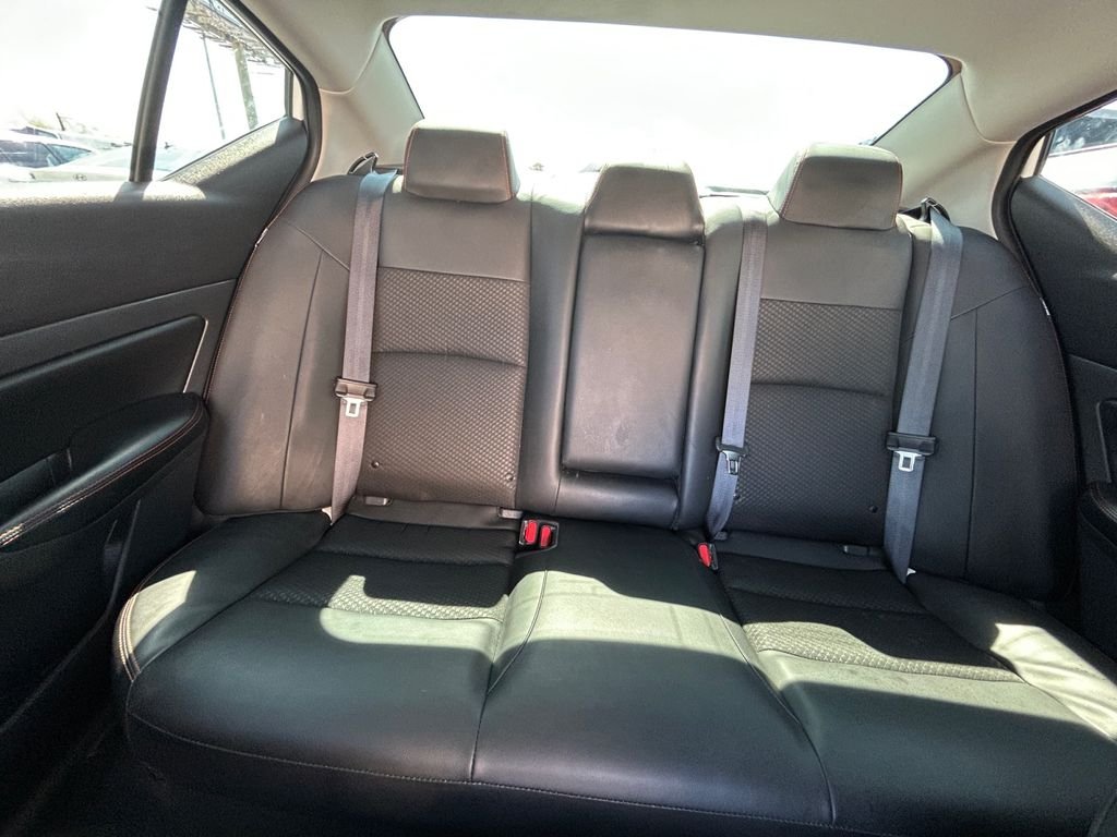 Used 2025 White Nissan 2.5 SR image 19
