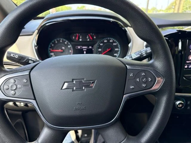 Used 2022 Summit White Chevrolet LS image 21
