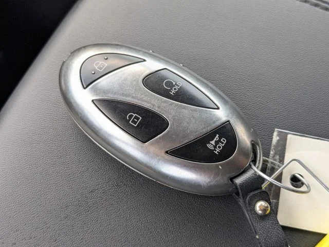 Used 2024 Silver Hyundai Calligraphy image 26