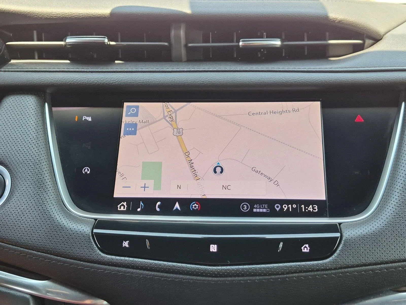 Used 2020 Stellar Black Metallic Cadillac Sport AWD image 27
