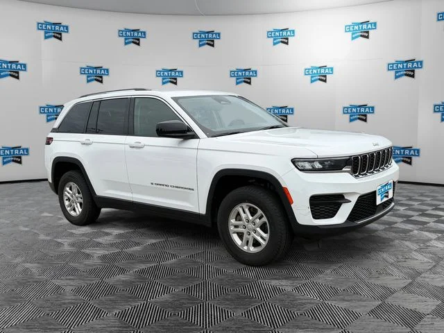 Certified Used 2023 White Jeep Laredo image 8