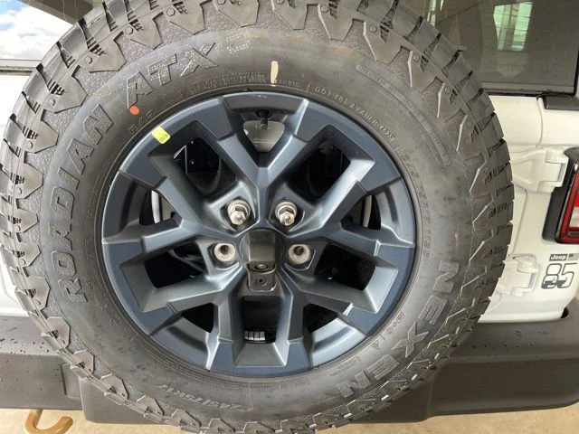 New 2026 Bright White Clearcoat Jeep 85th Anniversary Edition image 11