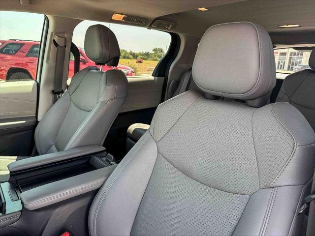 Certified Used 2021 CELESTIAL SILVER Toyota  image 13