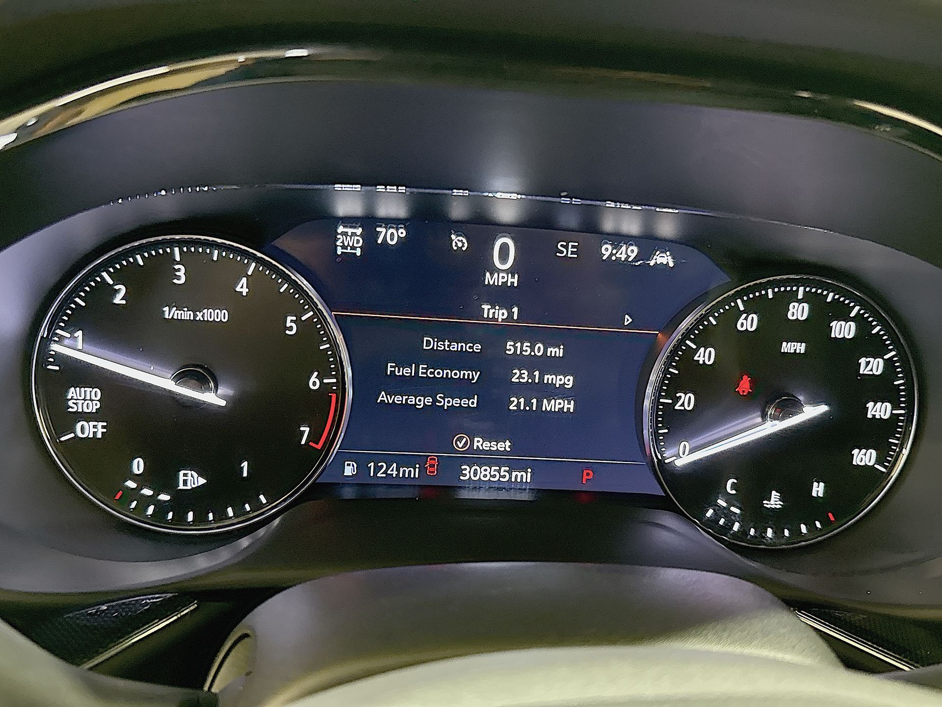 Used 2023 Summit White Buick Essence image 11