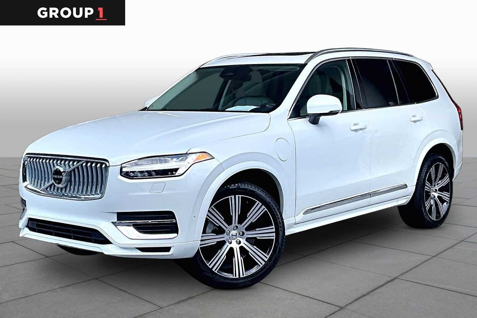 2025 Volvo XC90 T8 Recharge Ultra Bright 4WD's photo