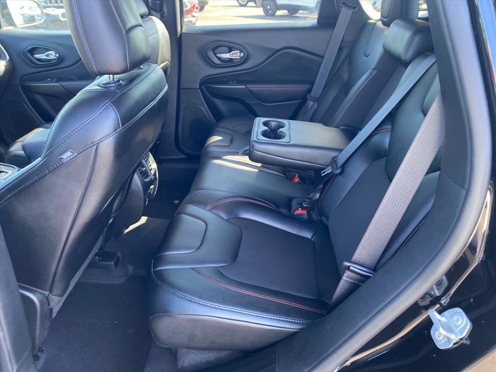 Used 2023 Diamond Black Crystal Pearlcoat Jeep Trailhawk image 23