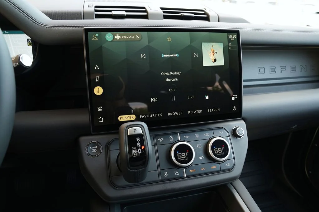 New 2026 Woolstone Green Land Rover S image 19