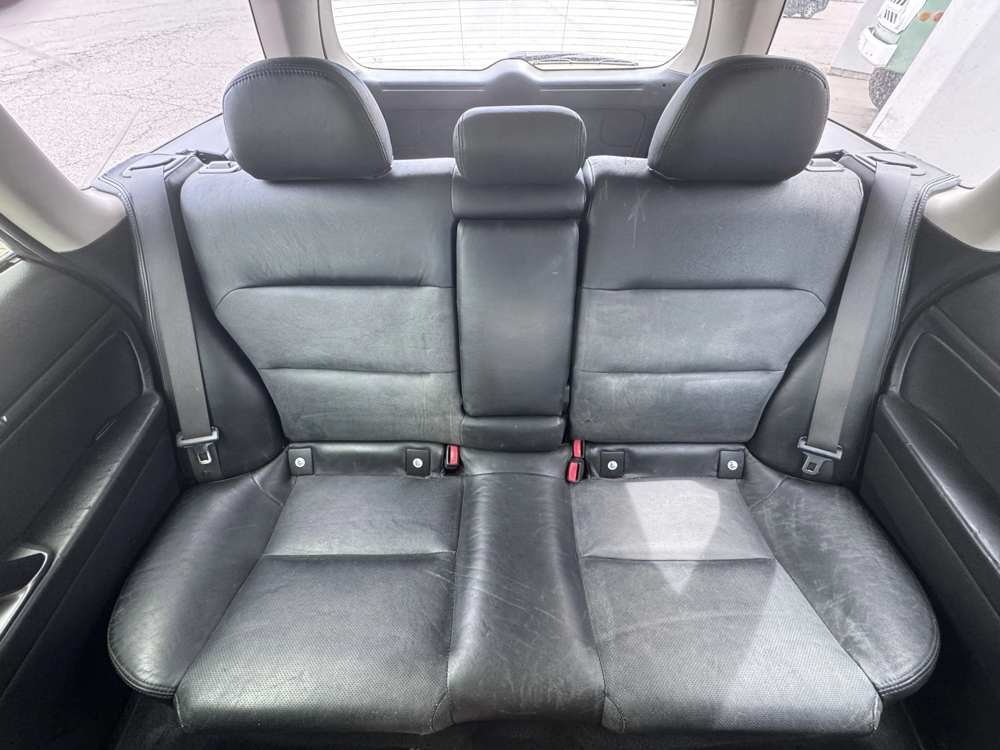 Used 2005  Subaru Outback XT Ltd image 39