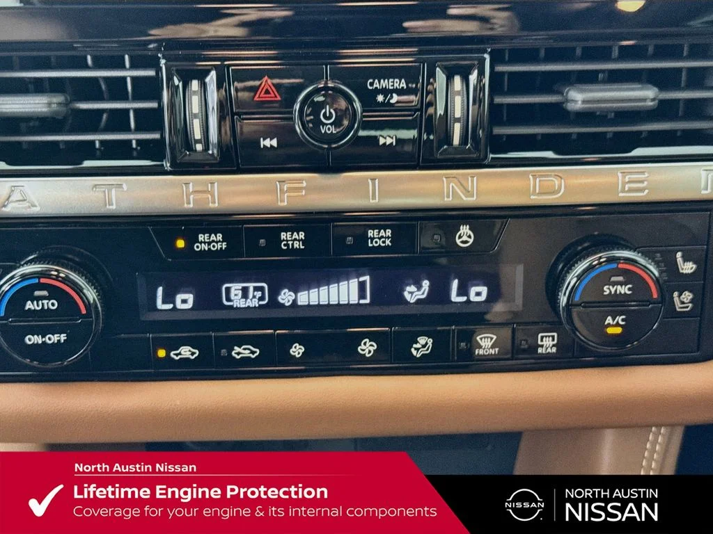 New 2026 White Nissan Platinum image 18
