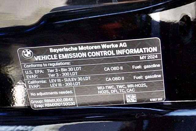 Used 2024 Black BMW sDrive30i image 37