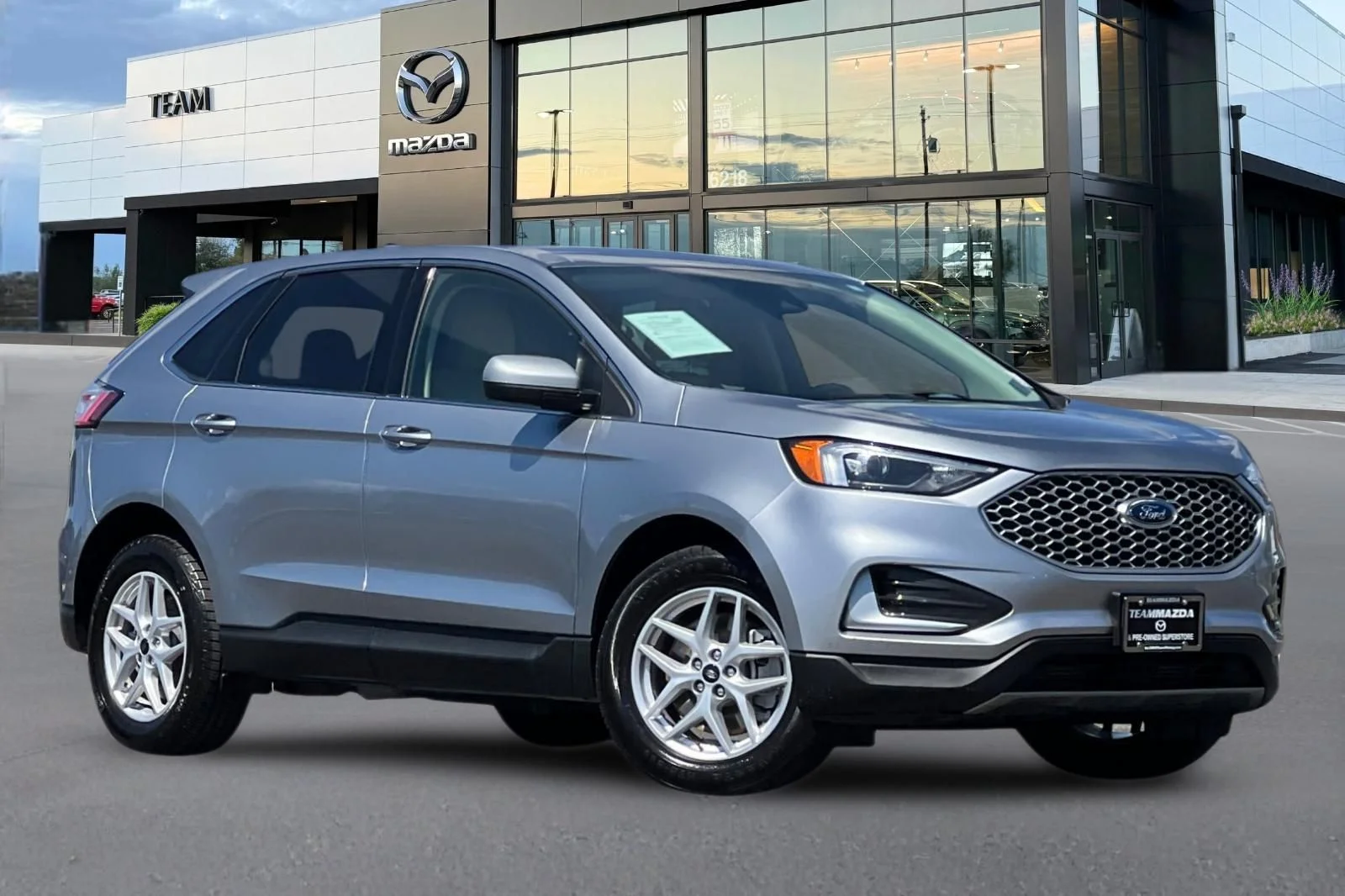 Vehicle Image 2