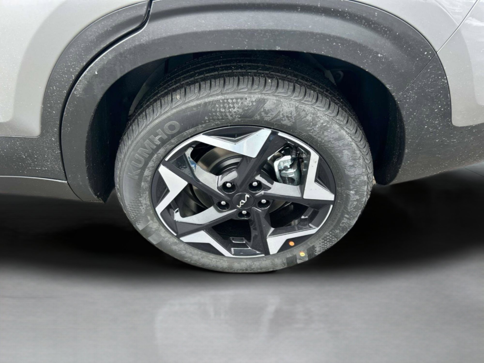 New 2026 Steel Gray Kia EX image 11