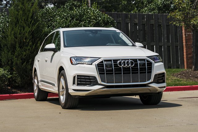 2024 Audi Q7 Premium Plus