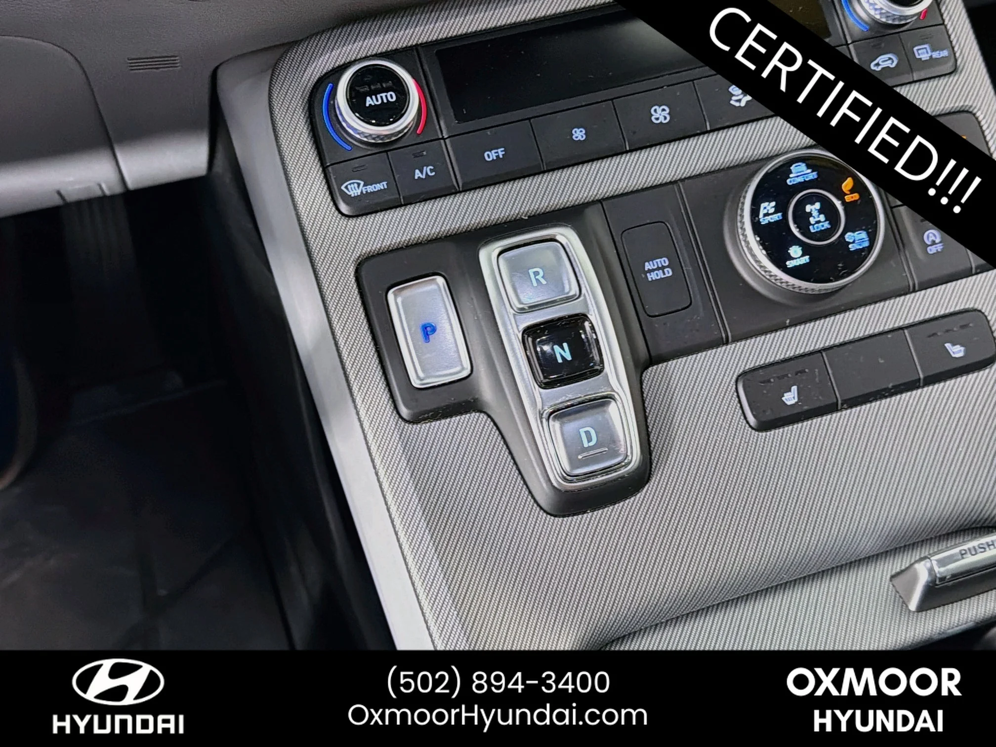 Used 2024 Abyss Black Pearl Hyundai SEL 7P image 17