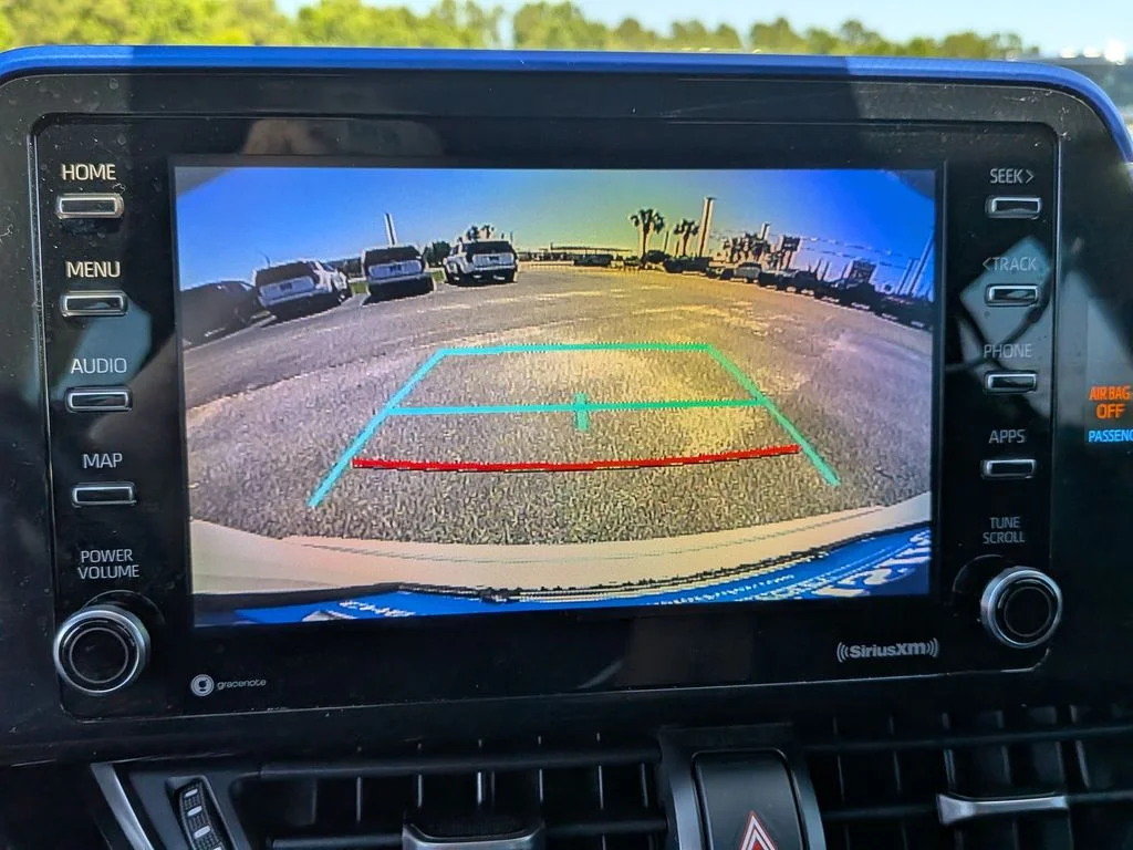 Used 2021 White Toyota XLE image 19