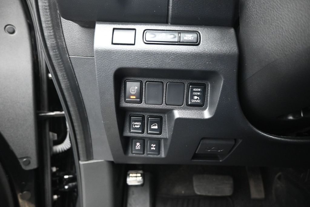 Used 2023 Black Nissan PRO-4X image 12