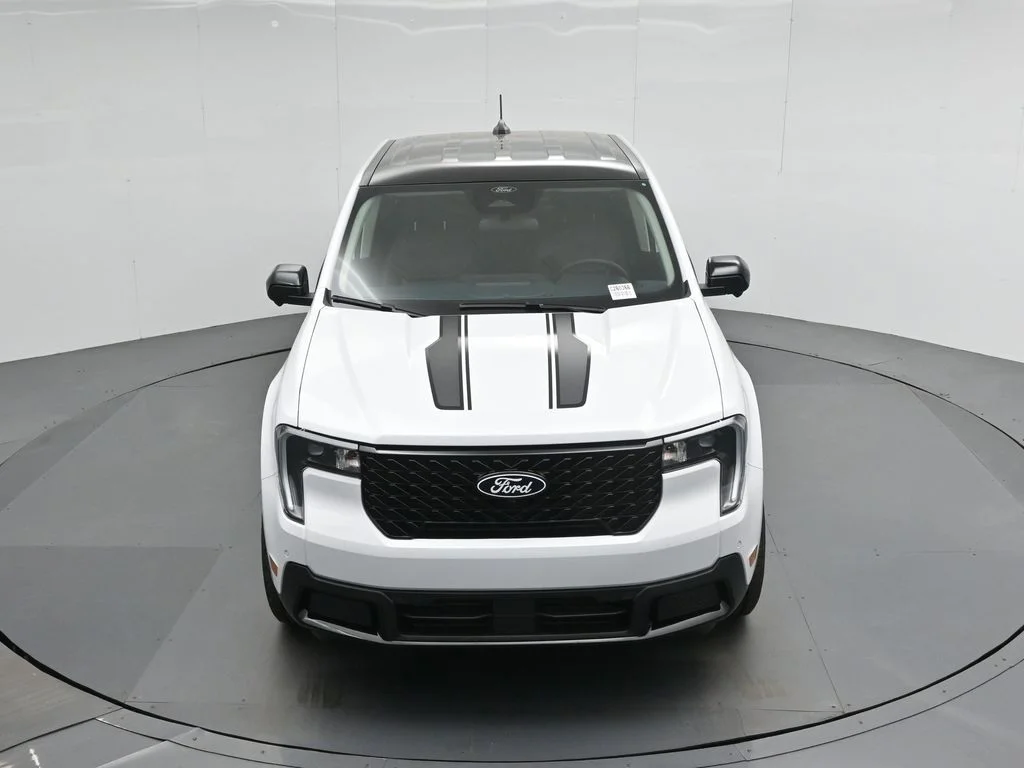 New 2026 Oxford White Ford Lariat image 37