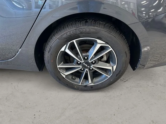 Used 2024 Gray Kia LXS image 14