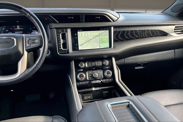Used 2023 White GMC Denali image 6