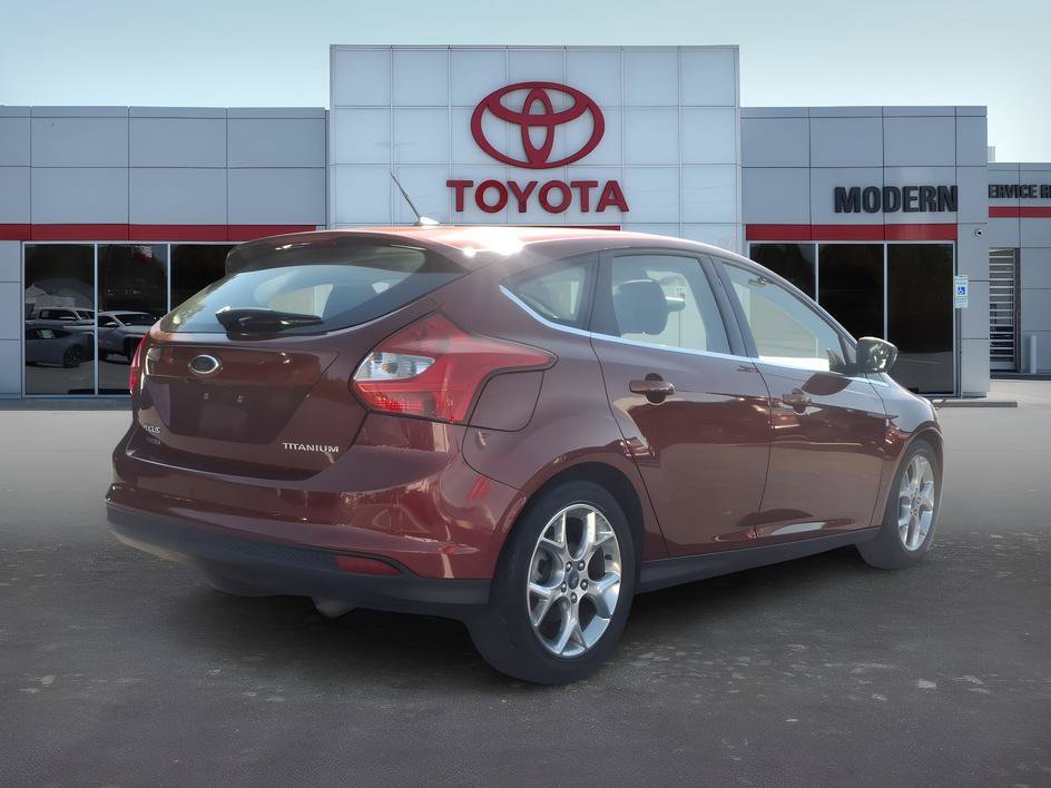 Used 2013 Ruby Red Metallic Tinted Clearcoat Ford Titanium image 5