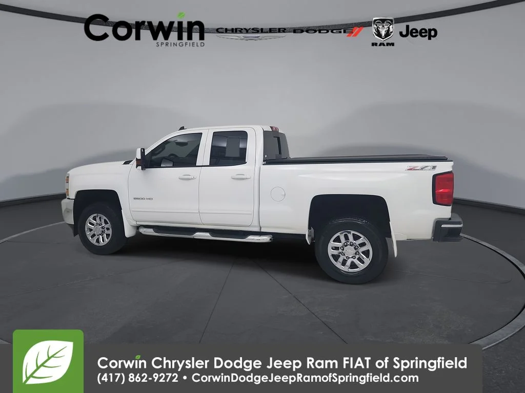 Used 2017 White Chevrolet LT image 1