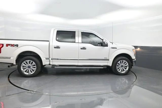 Used 2015 White Ford Lariat image 36