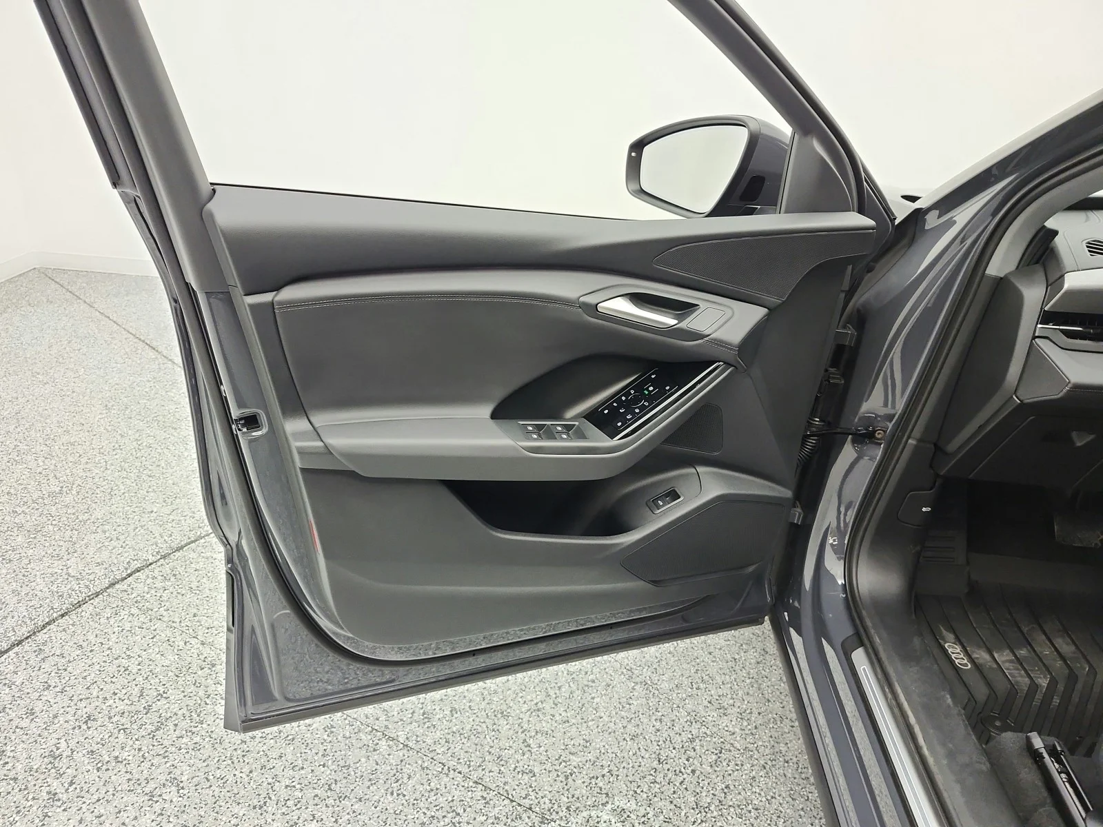 Used 2025 Magnet Gray Audi Premium quattro image 15