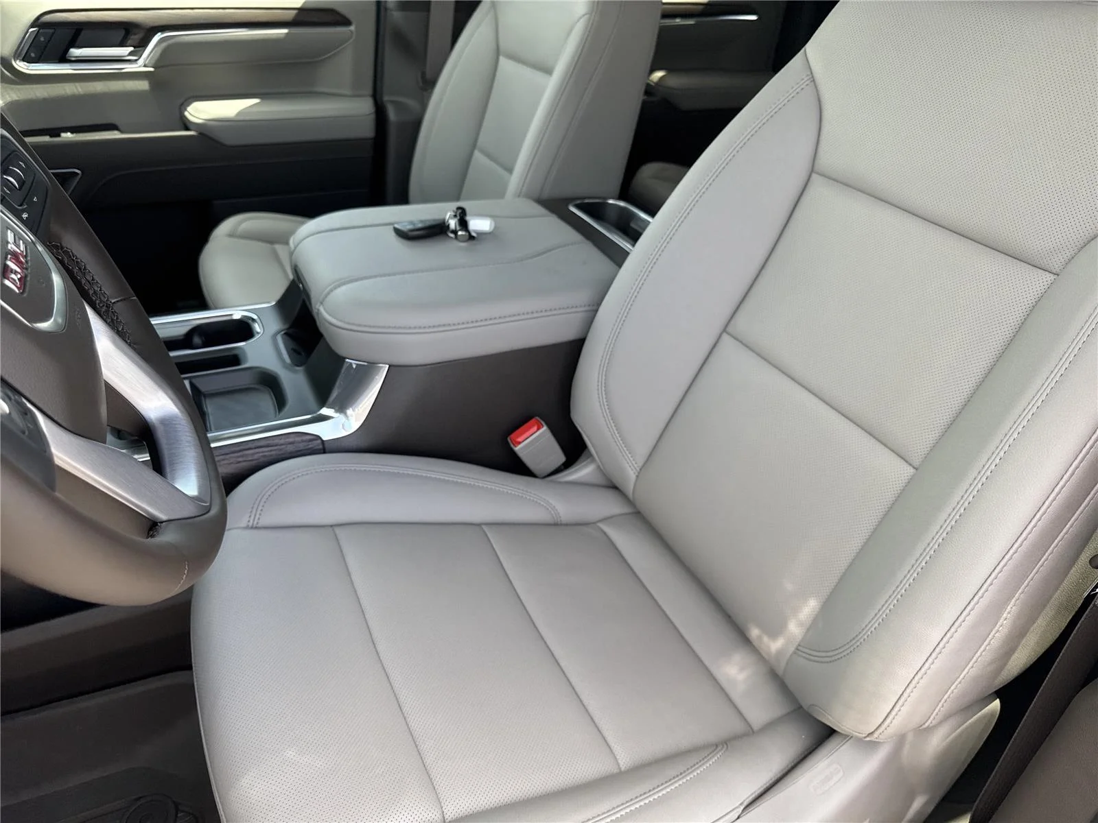 New 2026 Sterling Metallic GMC SLT image 11