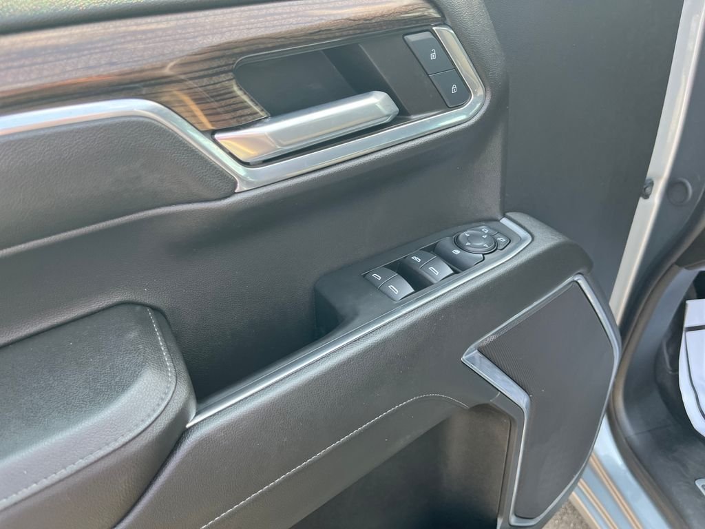 Used 2024 Gray Chevrolet LT image 11