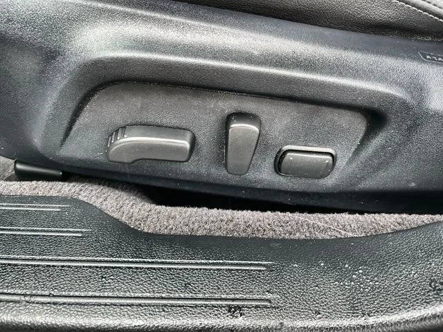 Used 2017 Gray Subaru 2.5i image 16