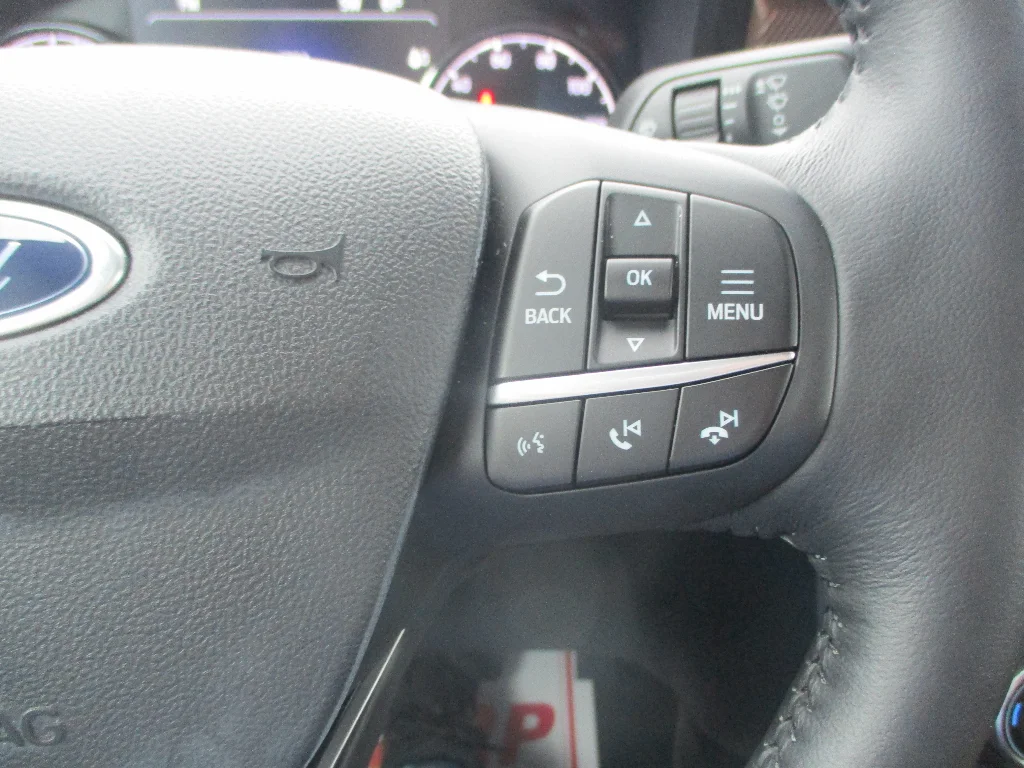 Used 2022 Velocity Blue Metallic Ford Lariat image 14