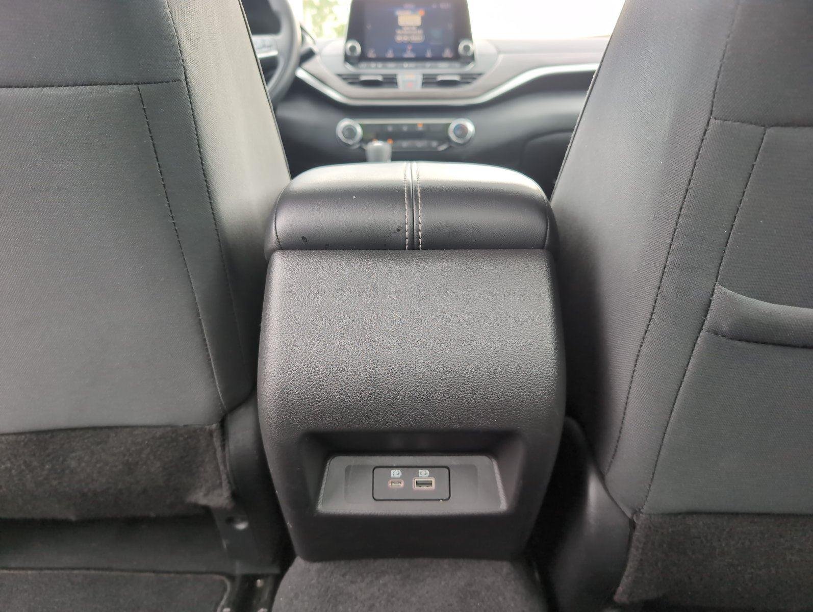 2025 Nissan Altima SV - Photo 34