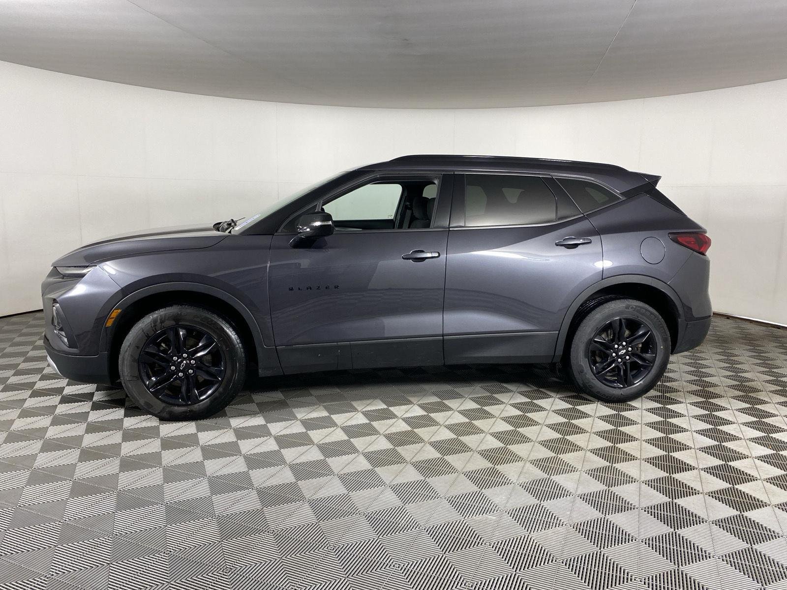 Used 2021 IRON GRAY METALLIC Chevrolet LT image 4