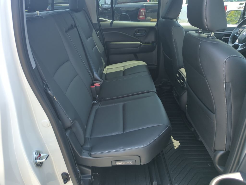 Used 2025  Honda RTL image 32