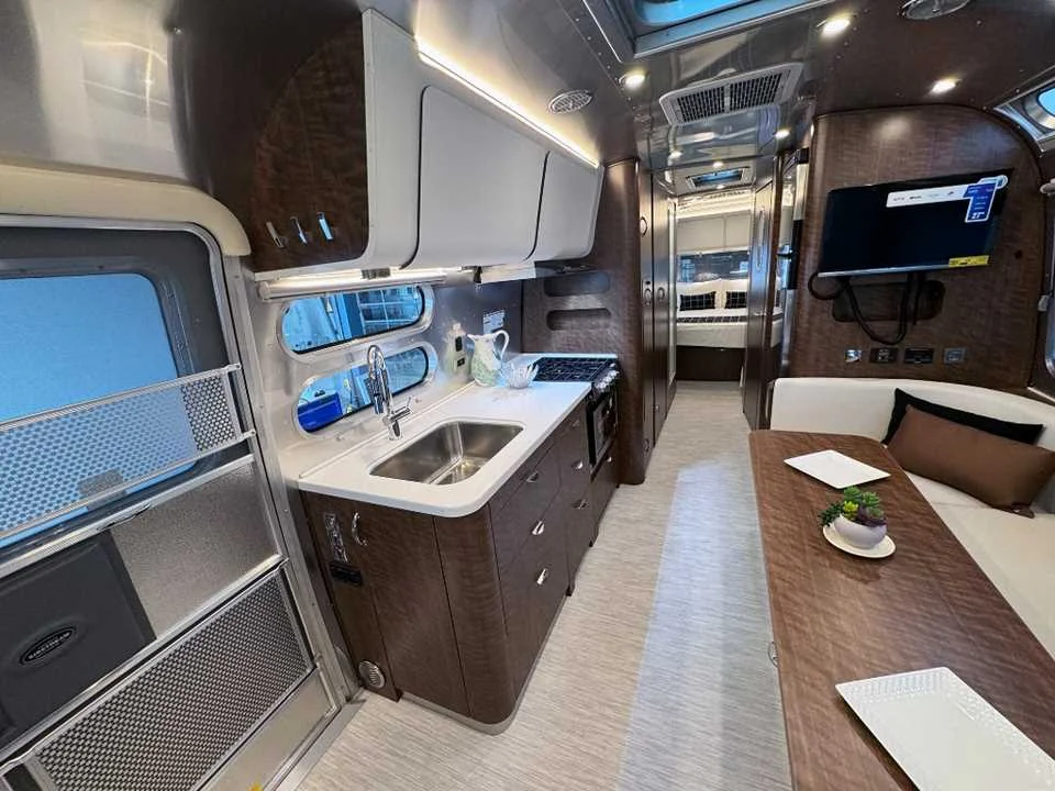 New 2026 SILVER AIRSTREAM  image 33