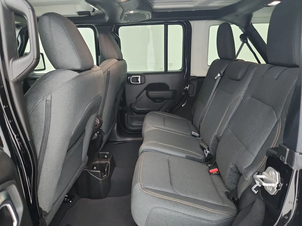 2026 Jeep Wrangler 4-Door Sport - Photo 30