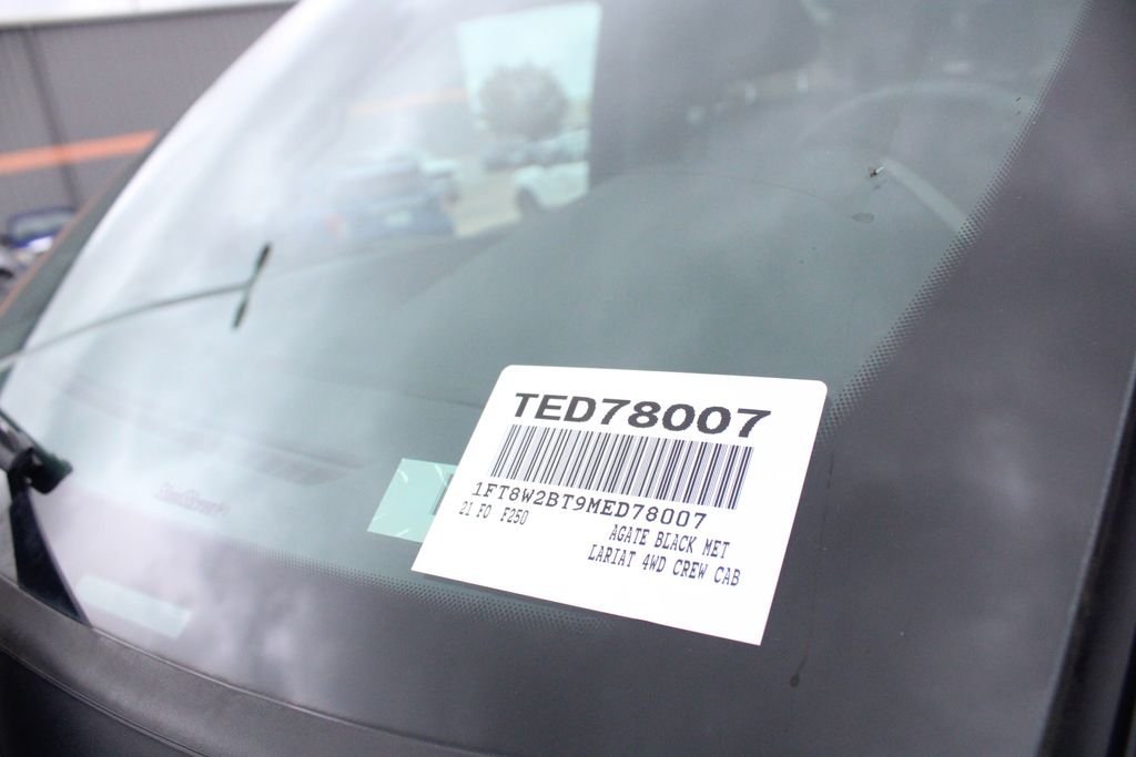 Used 2021 Black Metallic Ford Lariat image 40