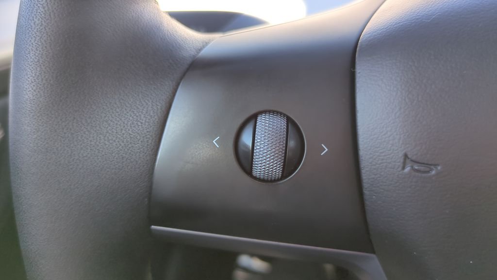 Used 2023 Black Tesla Base image 20