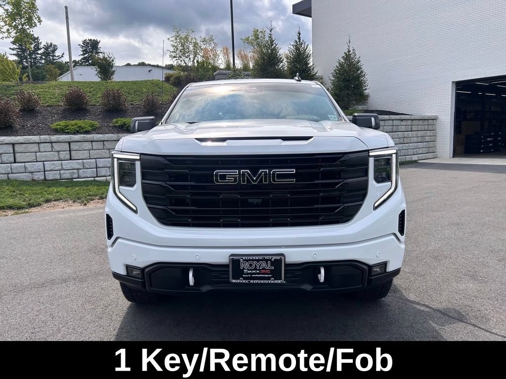 Used 2024 Summit White GMC Elevation image 3