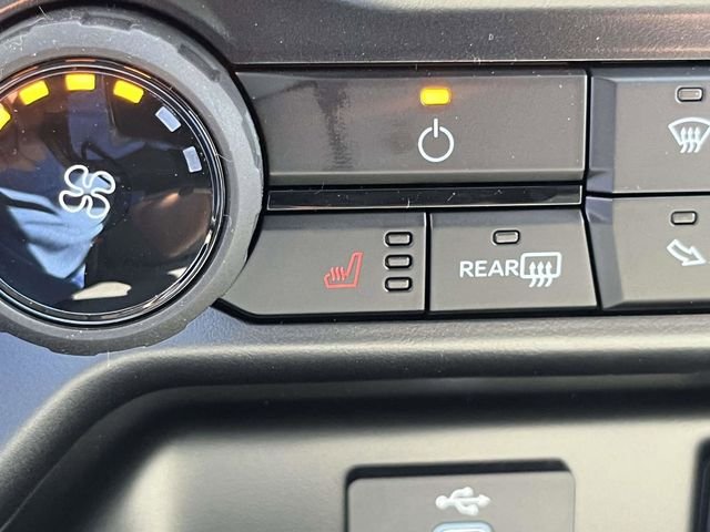 New 2026 Avalanche Ford XLT image 11