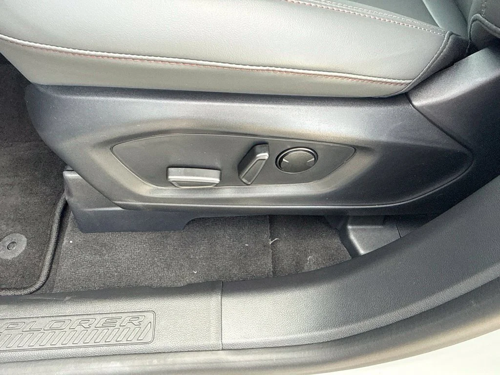 New 2027 White Ford Active image 37