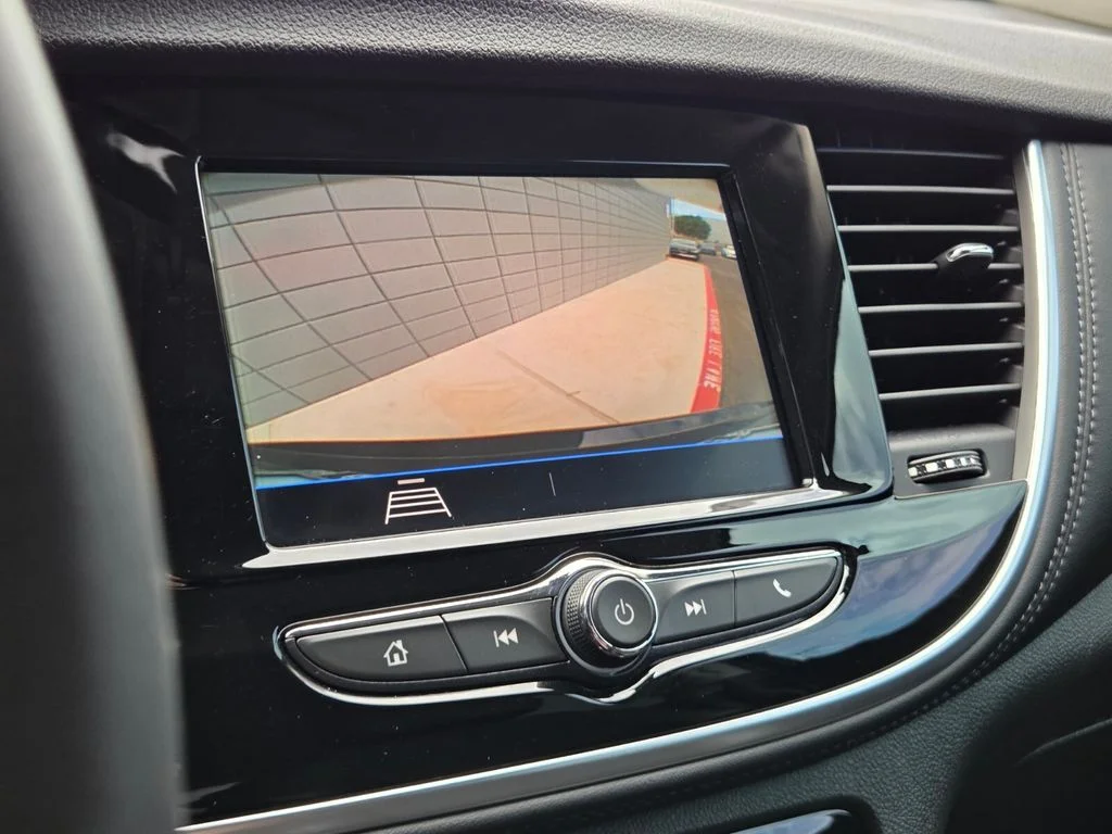 Used 2022 Blue Buick Preferred image 26