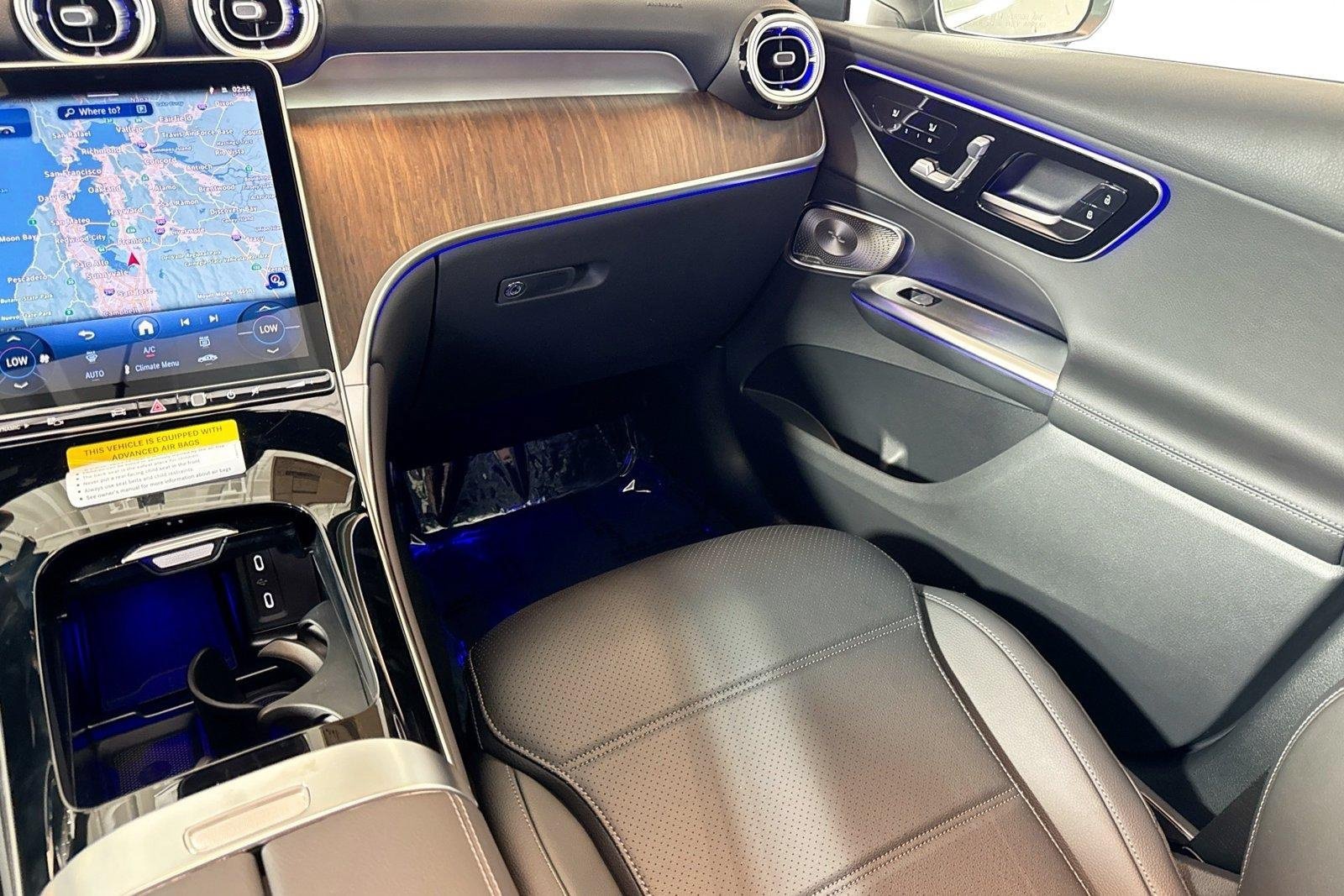 New 2026 Graphite Grey Metallic Mercedes-Benz GLC 300 image 21